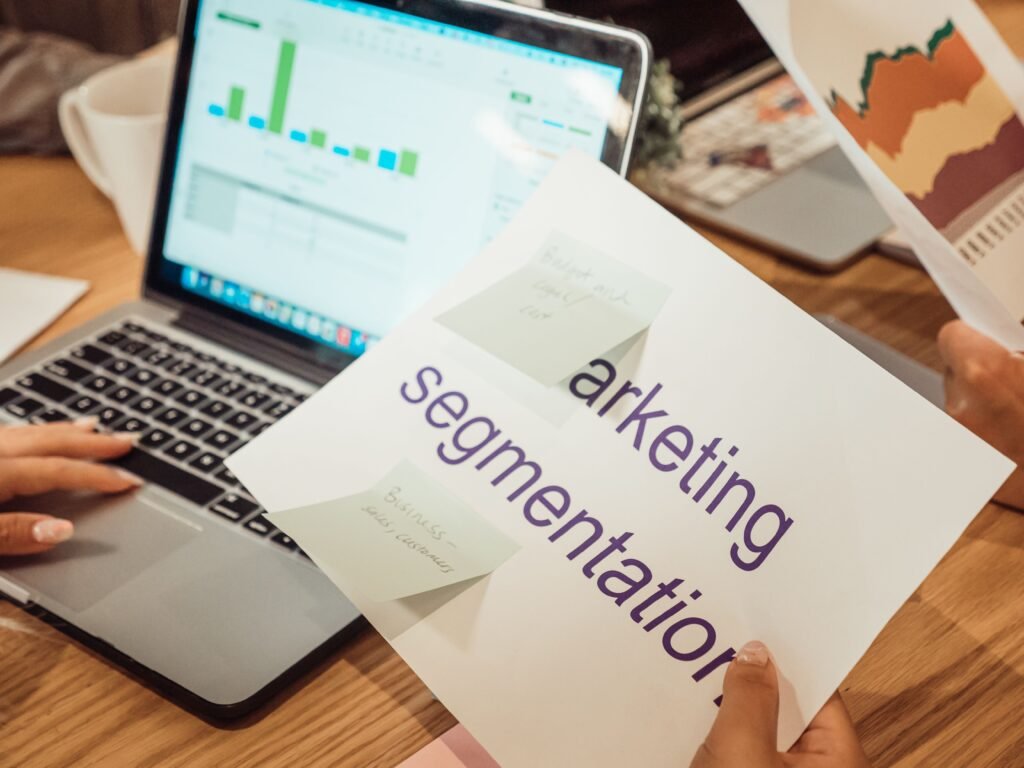 AI Marketing vs Human Marketing
